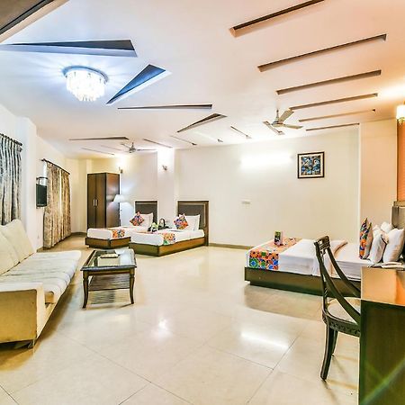 Hotel Alpine Tree New Delhi Eksteriør bilde