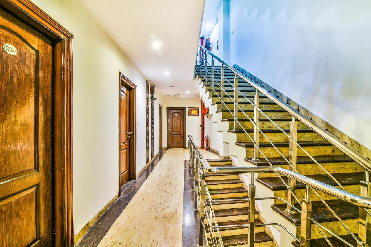Hotel Alpine Tree New Delhi Eksteriør bilde