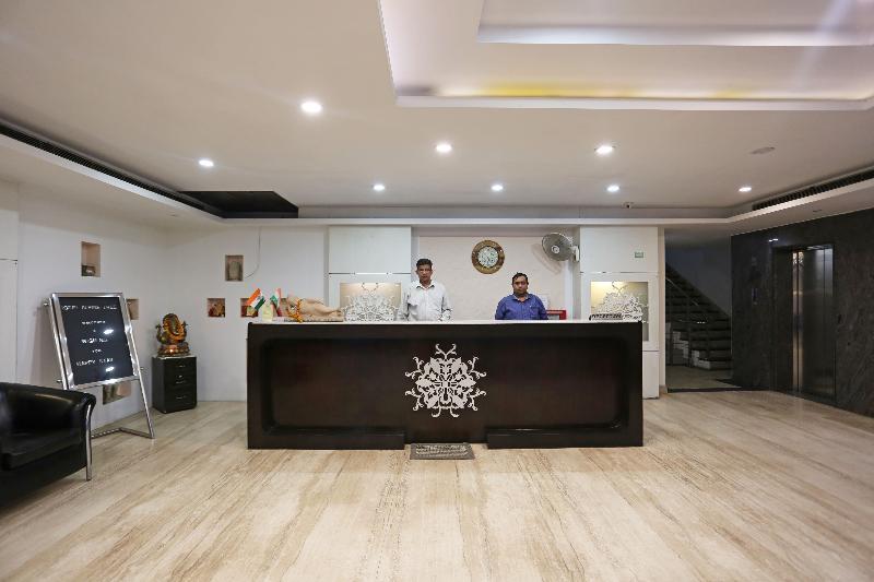Hotel Alpine Tree New Delhi Eksteriør bilde